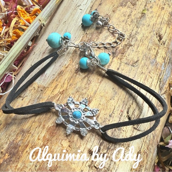 Turquoise chips beaded bracelet statement stack set - Picture 4 of 10